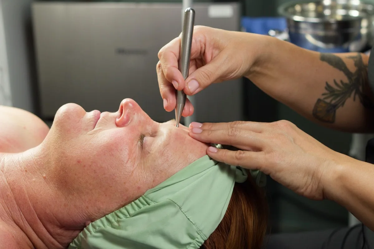 Face reflexology pressure point technique at Red Coral Spa